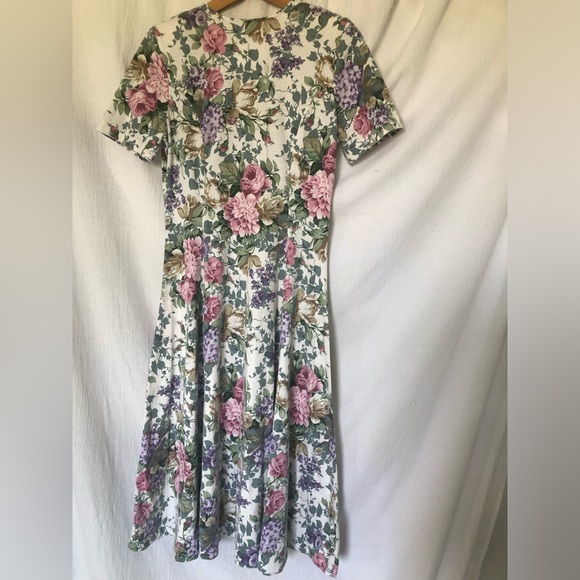 Vintage Petite Sophisticate Floral Dress - Picture 4 of 4